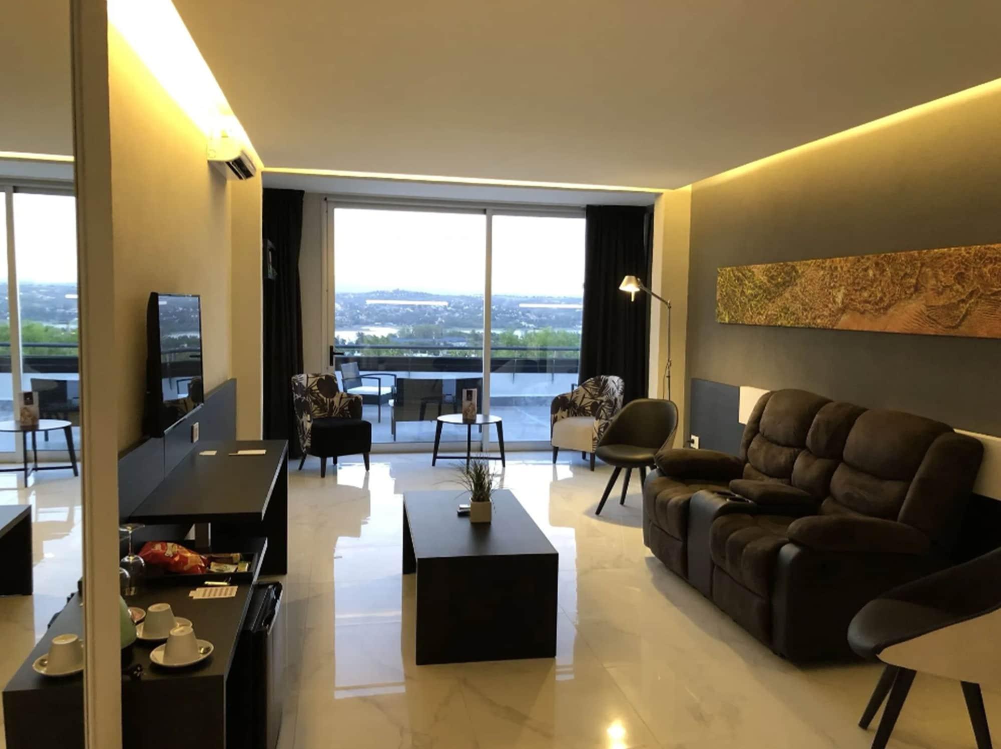 Pinares Panorama Suites, Spa & Convention Center Villa Carlos Paz Kültér fotó